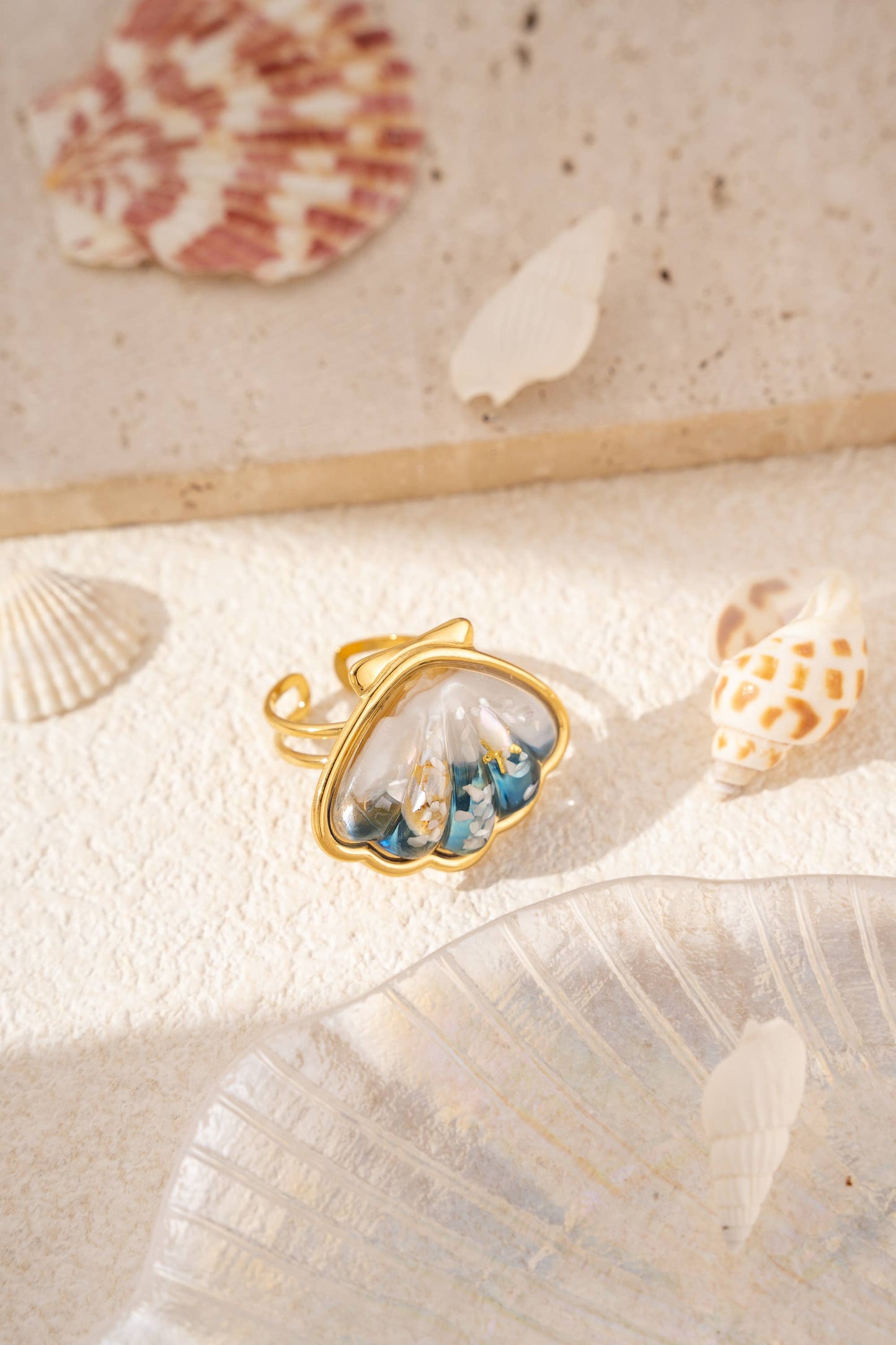 Bague Coquillage Nacré Bleu Ajustable – Acier Inoxydable Doré • Esprit Océan