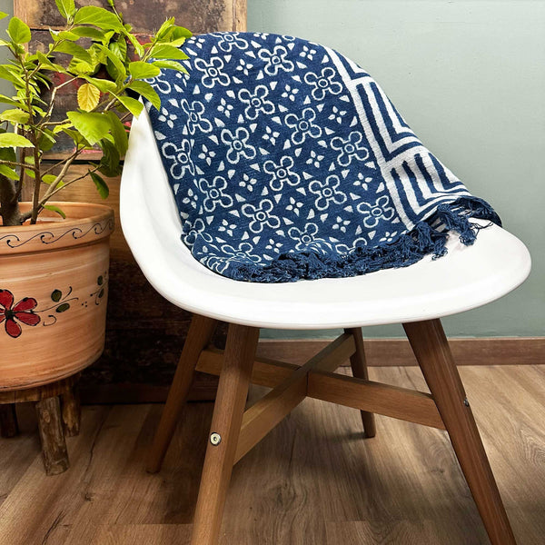 Couverture indigo faite main, motif carreaux Kasba