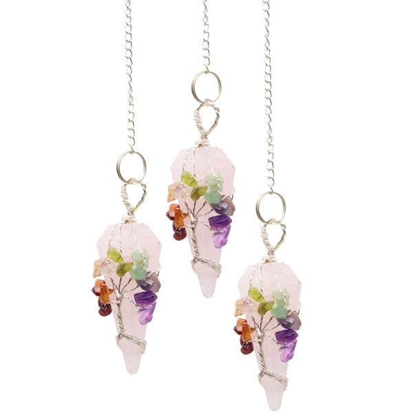 Pendules cône en quartz rose ceinturés d'un fil argenté retenant sept petites pierres de couleur