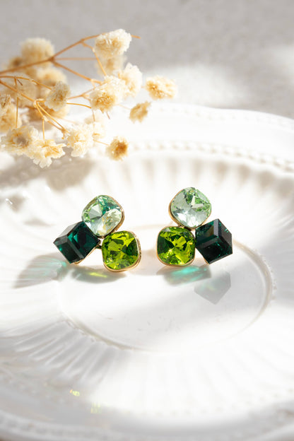 Boucles d'Oreilles Dégradé 3 Cristaux Doré – Acier Inoxydable • Harmonie & Éclat