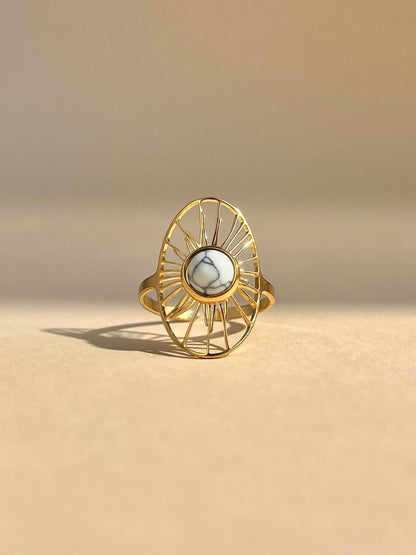 Bague Soleil Ovale Ajustable & Pierre Naturelle – Acier Inoxydable Doré • Éclat Solaire