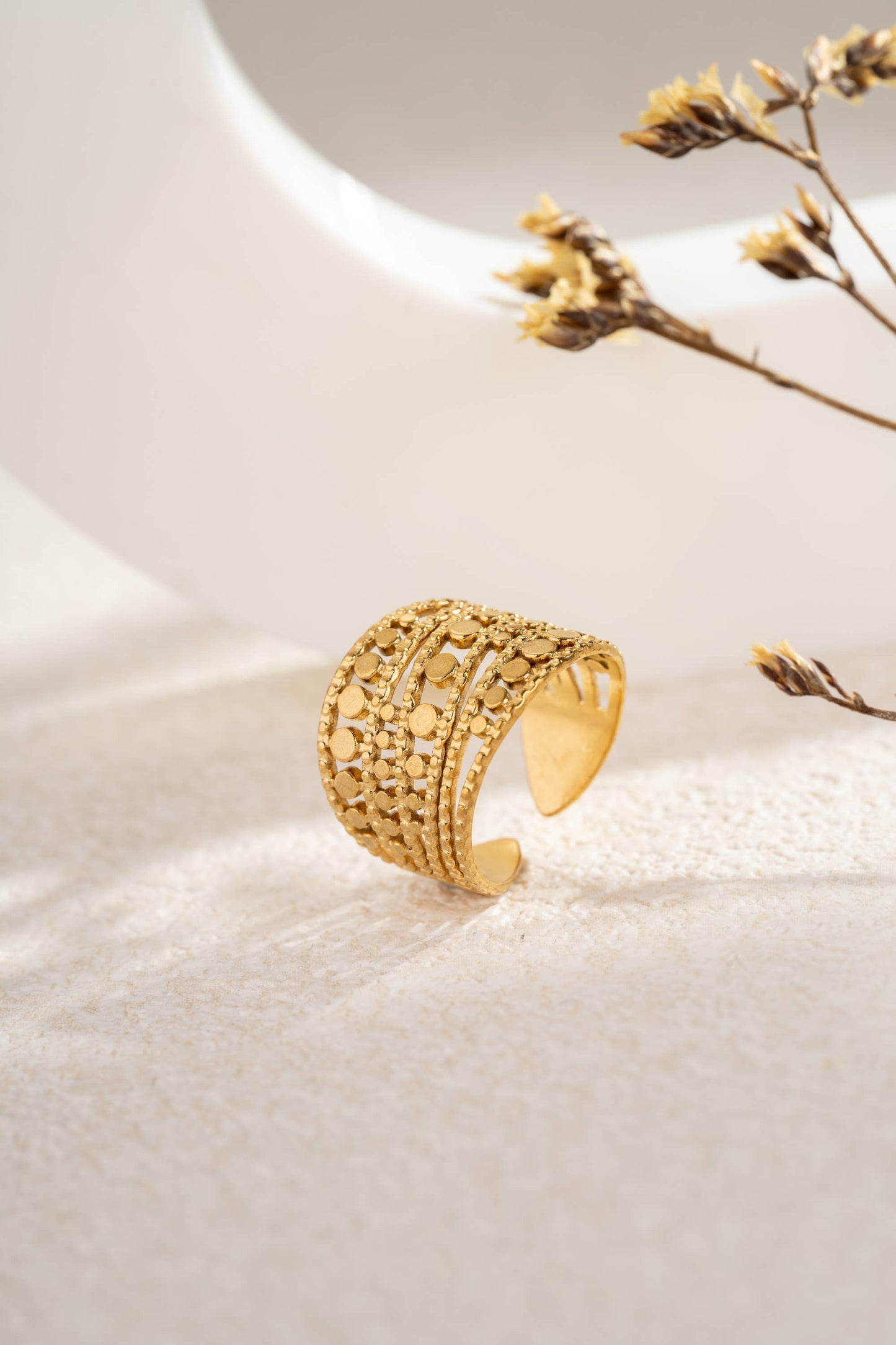 Bague Ajourée Ajustable – Acier Inoxydable Doré ou Argenté