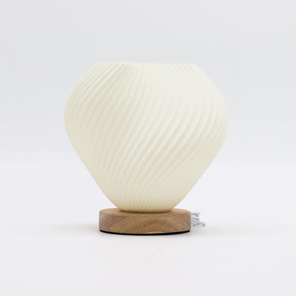 Lampe de Chevet Coquillage – Veilleuse USB-C à Socle Bois, 3 Intensités