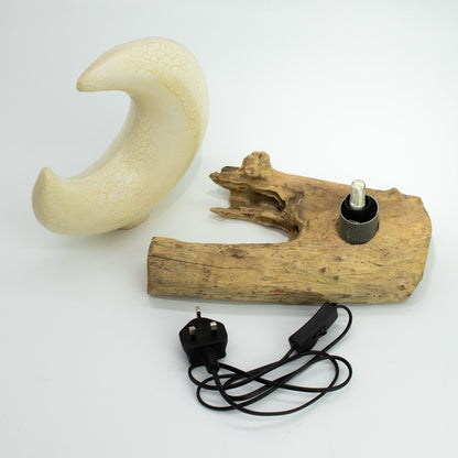Lampe en Bois Flotté Demi-Lune – Abat-jour Verre Craquelé Gris