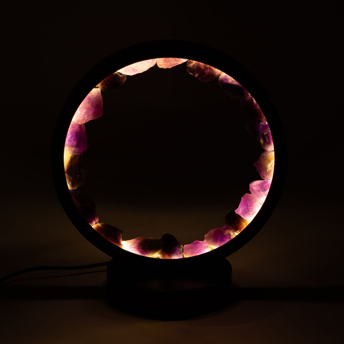 Lampe Halo en Améthyste Brute – Cercle Lumineux USB