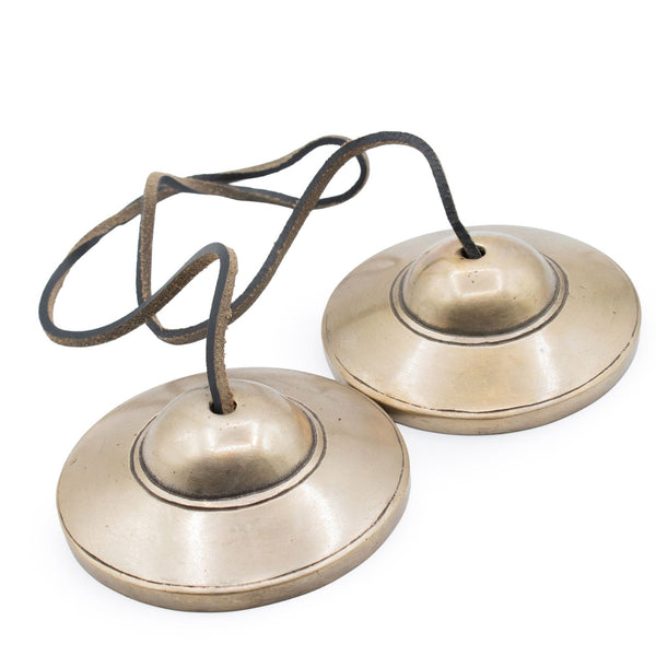 Paire de cymbales tingsha en laiton lisse traditionnelles, 7,5 cm