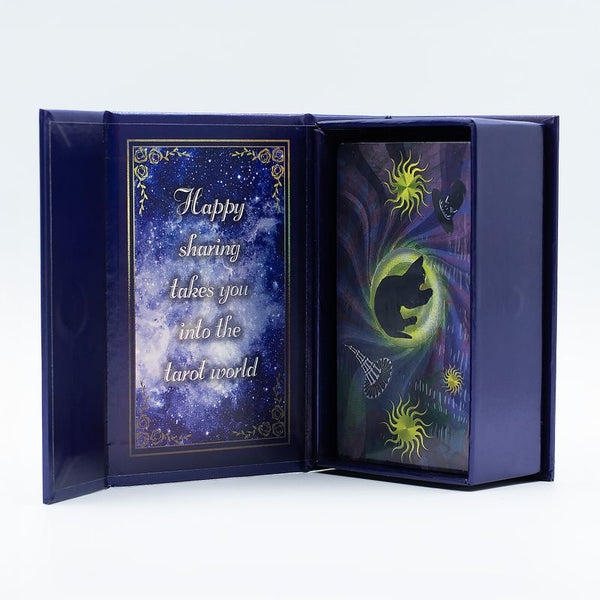 Détail des cartes et du livret du Tarot de la Sorcière