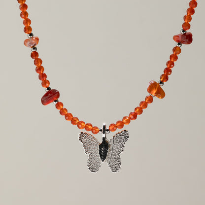 Collier Rubis – Pendentif Papillon en Véritable Feuille