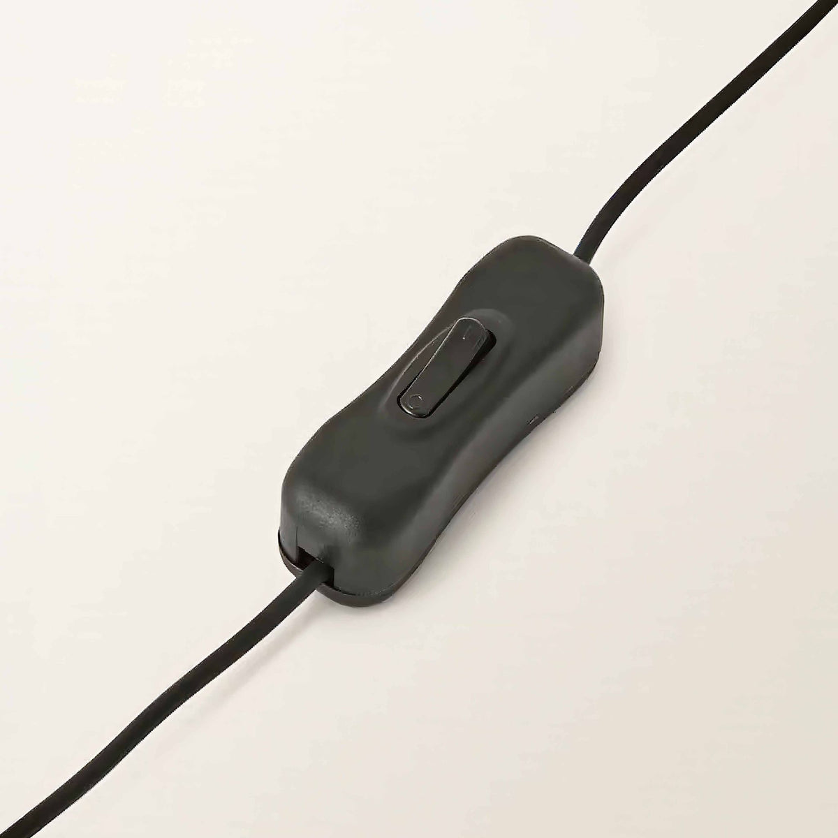 Lampe Halo en Améthyste Brute – Cercle Lumineux USB