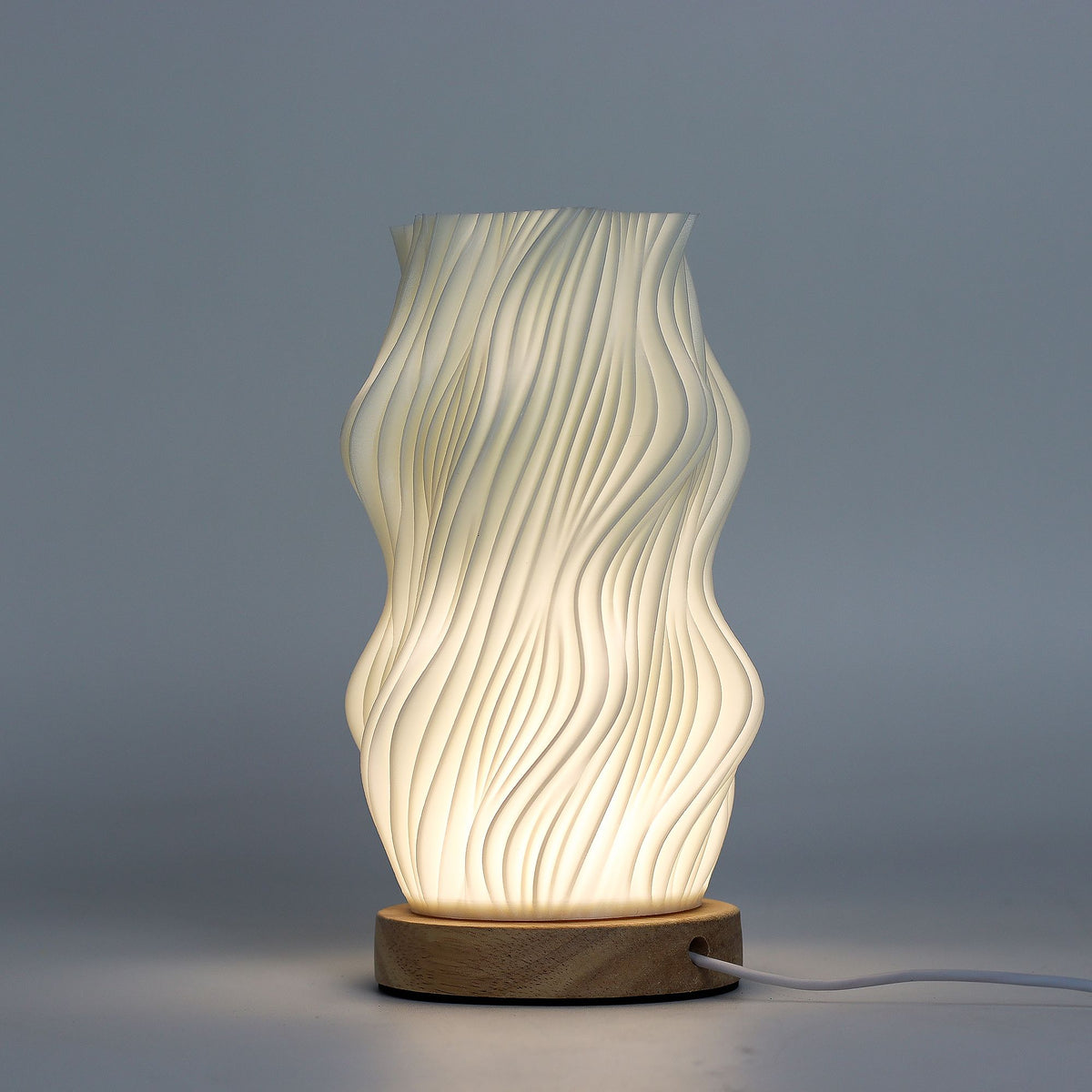 Lampe de Chevet Étoile Torsadée – Veilleuse USB-C à Socle Bois
