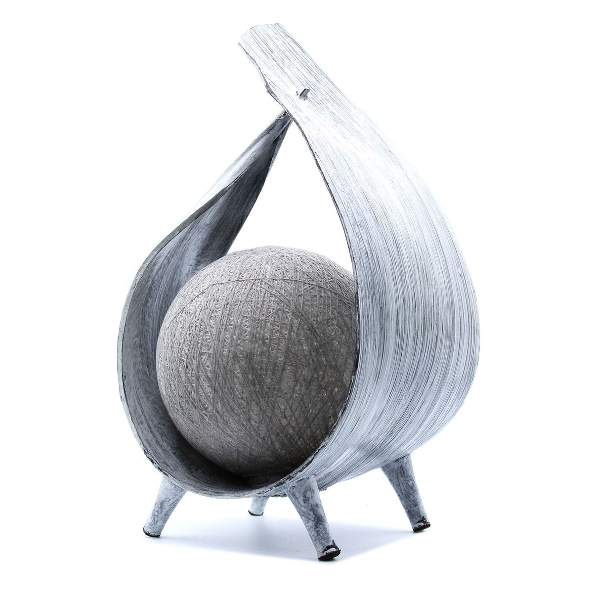 Lampe à Poser en Feuille de Cocotier – Grisée, Fait Main à Bali