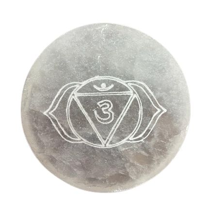Les sept plaques de sélénite chakra alignées