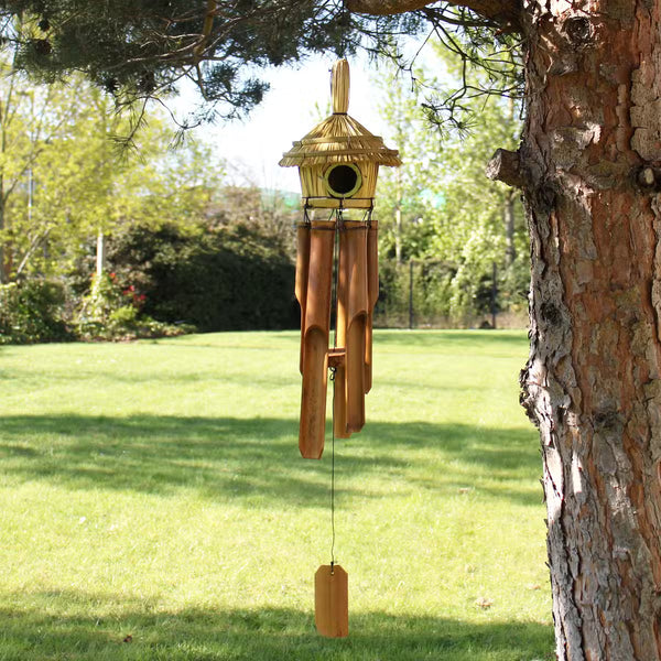 Nichoir rond en jonc de mer avec carillon de bambou, 45 cm