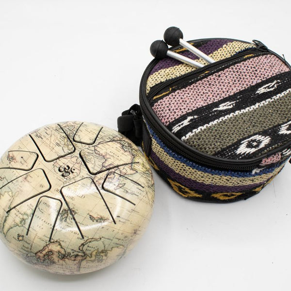 Tongue drum en acier 14 cm finition carte Atlas avec maillets et étui
